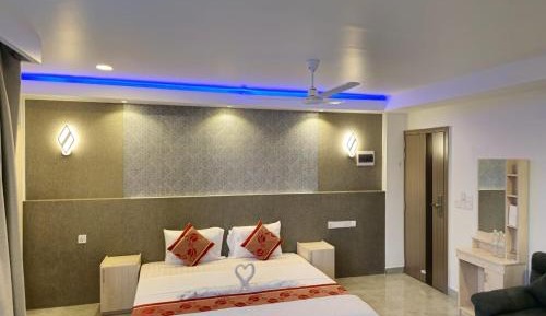 Superior King Room