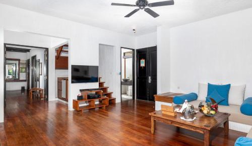 Sunset Beach Residence With Private Pool - Complimentary Floating Breakfast (once per stay) for stays until 30 November 2026