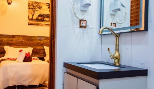 Deluxe Double or Twin Room with Garden View