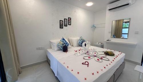 Double or Twin Room with Garden View