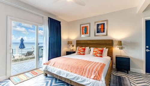 Deluxe Double Room with Balcony and Sea View