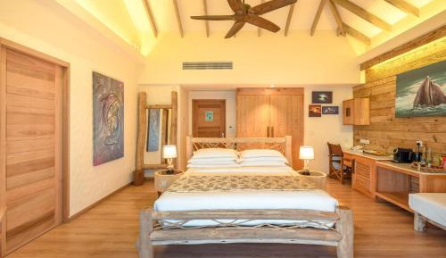 Lagoon Suite