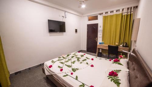 Deluxe Double Room with Shower