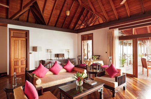 Vilu Reef Resort | Sun Siyam Vilu Reef – 24 Hours All-Inclusive Dine-Around with Free Transfers