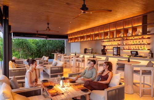 Raa Atoll Hotel | RAAYA By Atmosphere