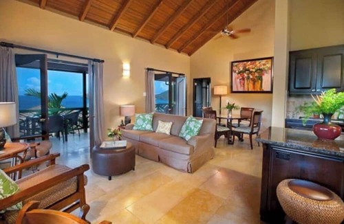 East End Villa | Oceanfront Balinese inspired luxury villa