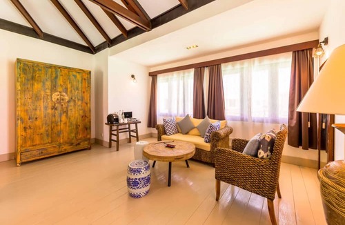 Kihaadhuffaru Island Resort | Kihaa Maldives