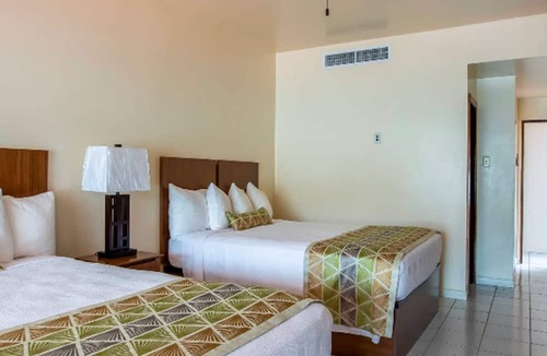 Wickhams Cay 1 Hotel | Village Cay Hotel and Marina