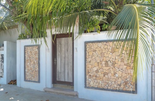 Rasdhoo Bed & Breakfast | Brickwood Ganduvaru
