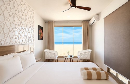 Gulhi Hotel | Avyanna Gulhi Beach