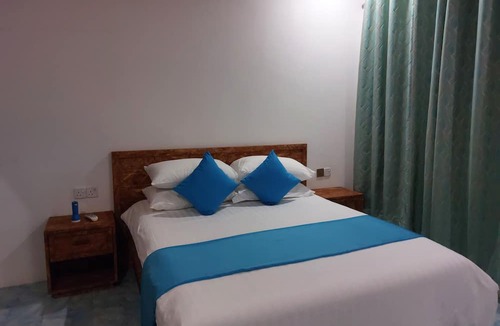 Raa Atoll Hotel | eMzaz Blue Lagoon
