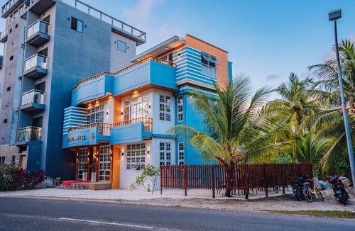 Fuvahmulah House | Spacious 6-bedroom house in marvelous Fuvahmulah with AC, WiFi