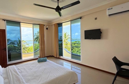 Himmafushi House | Noah Private Beach House