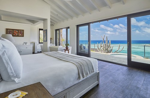 North Sound Resort | Oil Nut Bay