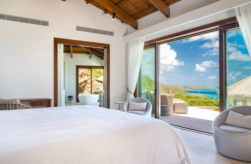 North Sound Resort | Oil Nut Bay