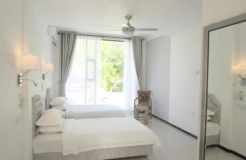 Gan Hotel | Nazaki Beach Hotel Maldives