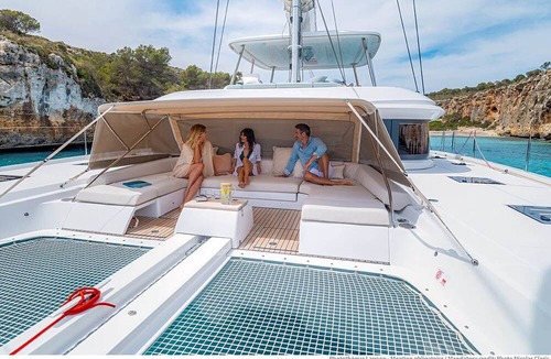 Road Town Boat Rental | Valinor- Luxury Crewed Yachting Experience in BVI