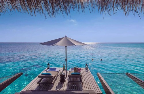 Reethi Rah House | Water Villa Queen Pool at One&Only Reethi Rah!