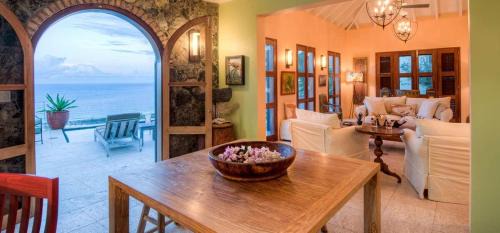 West End House | Cohoba Villa