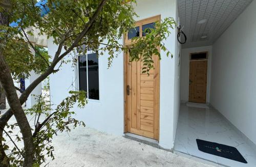 Omadhoo House | Reethi Stay Omadhoo