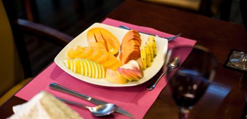 Dharavandhoo Hotel | LVIS blancura Hotel
