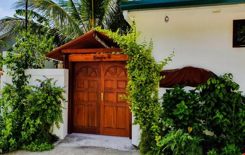 Thoddoo Hotel | Lunara Residence