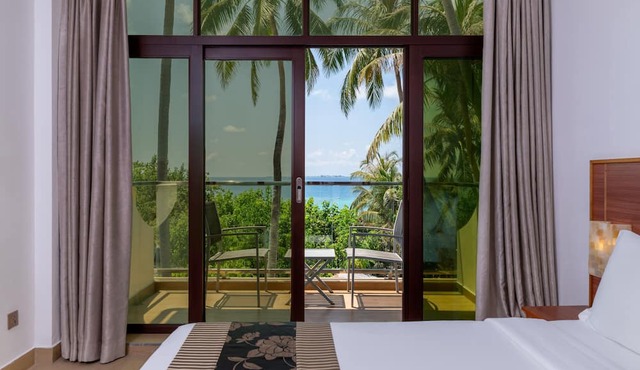 Kaani Beach Hotel in Maafushi