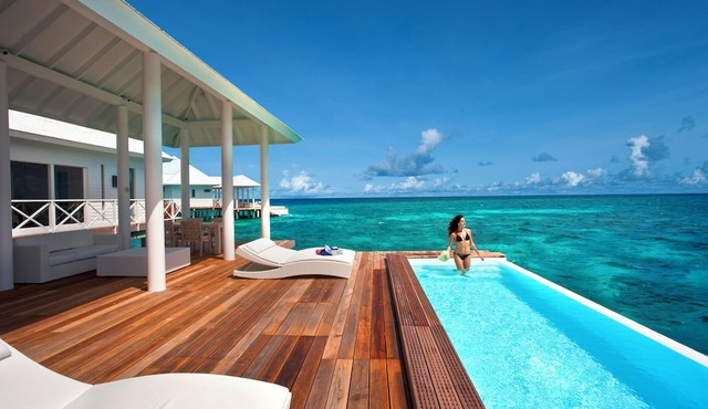Diamonds Thudufushi Maldives Resort & Spa in Thudufushi Island