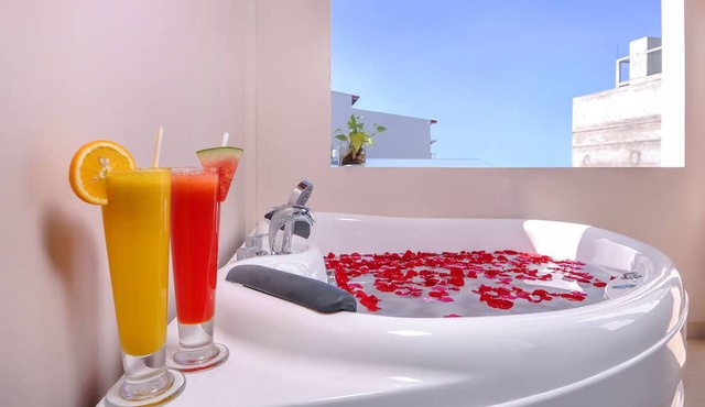 Triton Beach Hotel & Spa