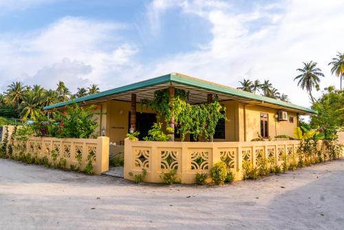 Guest houses in Maldives in Rinbudhoo
