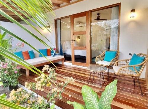 Seaside Dhigurah in Dhigurah